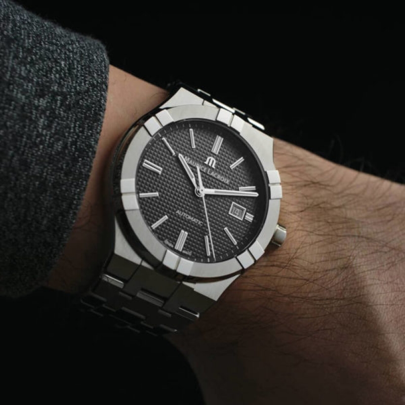 MAURICE LACROIX AIKON AI6008-SS002-330-1 - NAM - KÍNH SAPPHIRE - DÂY KIM LOẠI - AUTOMATIC - SIZE 42MM - MÁY THỤY SỸ - Ảnh 2