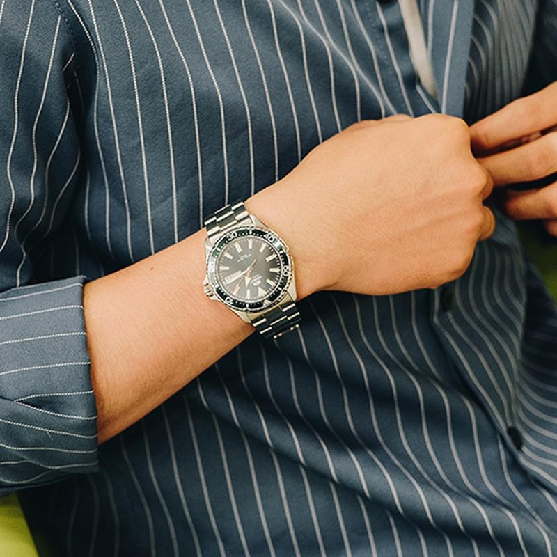 ORIENT MAKO 3 RA-AA0004E19B - NAM - KÍNH SAPPHIRE - DÂY KIM LOẠI - AUTOMATIC - SIZE 42MM - MÁY NHẬT - Ảnh 2