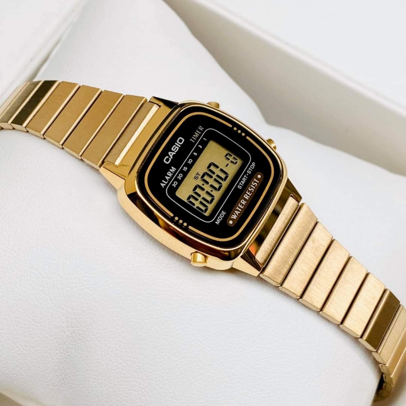 1672331152_casio-nu-la670wga-1df-3.jpg