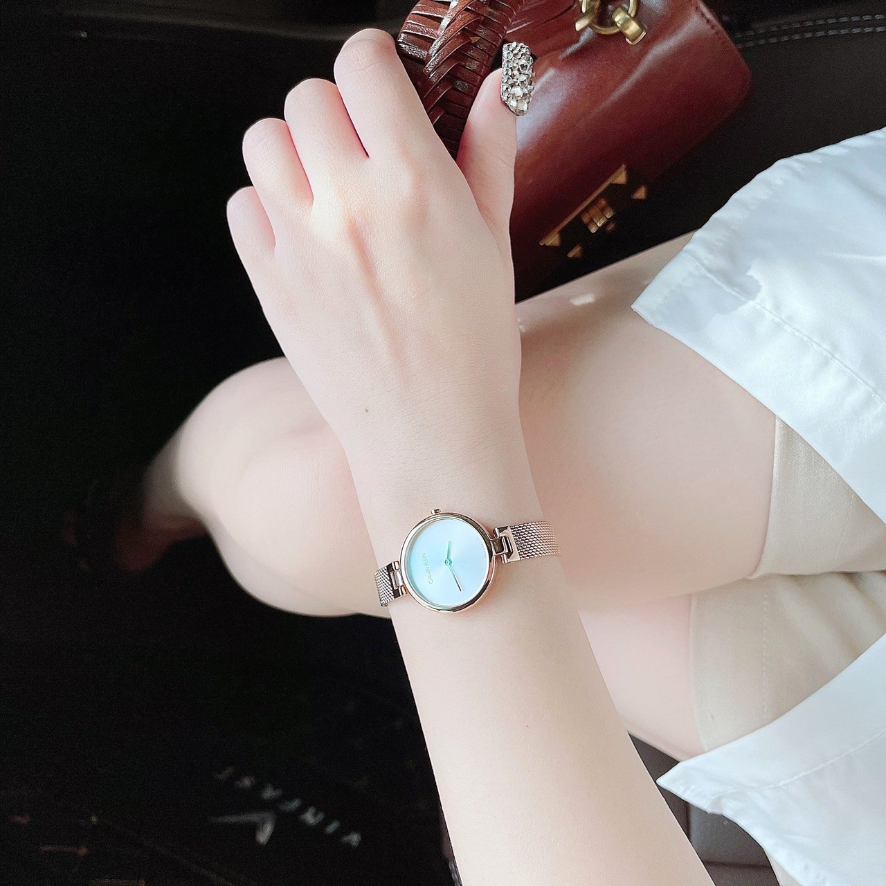 CALVIN KLEIN AUTHENTIC K8G23626 - NỮ - KÍNH KHOÁNG - DÂY KIM LOẠI - PIN - SIZE 28MM - MÁY THỤY SỸ - Ảnh 4