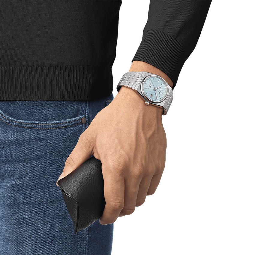 T1374071135100_WRIST