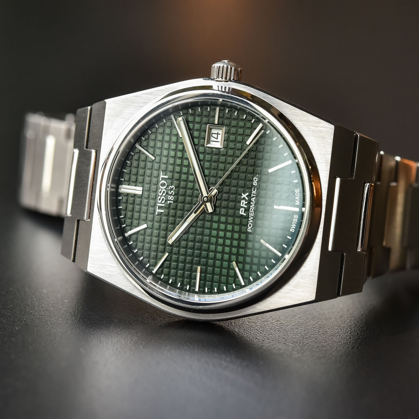 Tissot-PRX-Powermatic-80-Green-Dial-Automatic-T137.407.11.091.00-hands-on-3