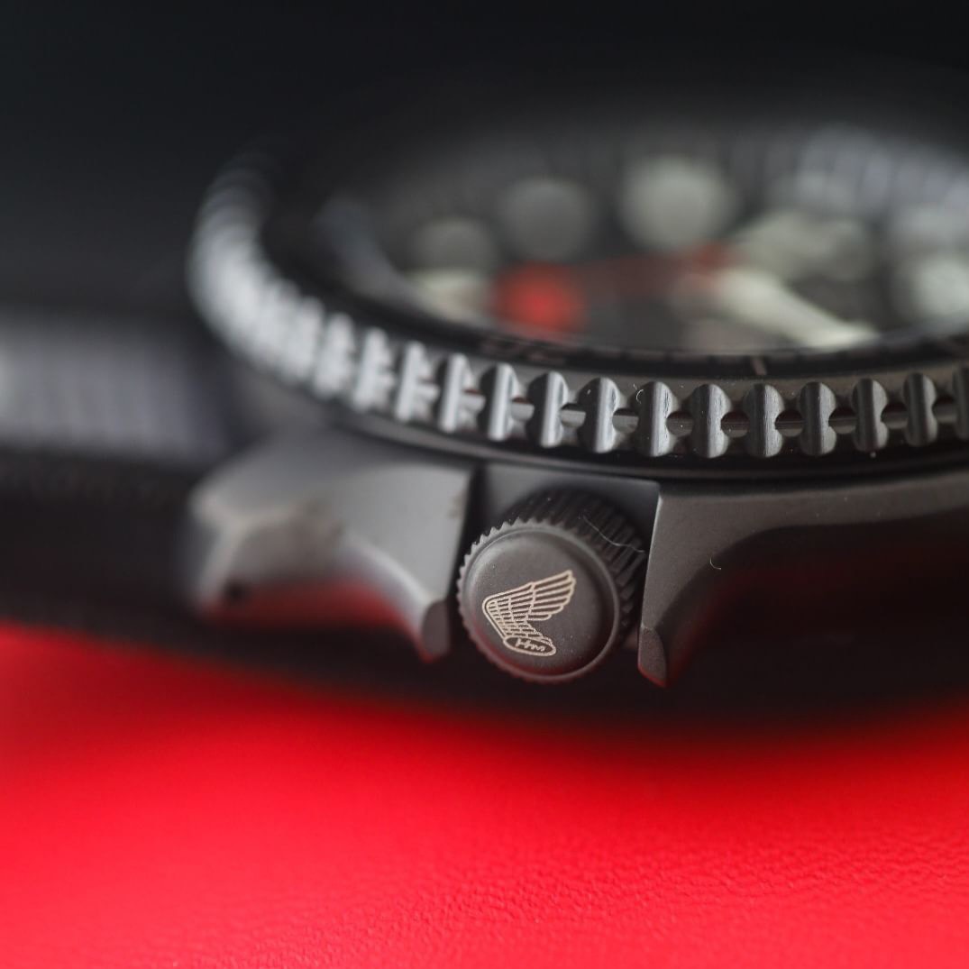 SEIKO 5 SPORT HONDA SUPER CUP C125 LIMITED EDITION SRPJ75K1 - NAM - KÍNH KHOÁNG - DÂY DÙ - AUTOMATIC - SIZE 42.5MM - MÁY NHẬT - Ảnh 4