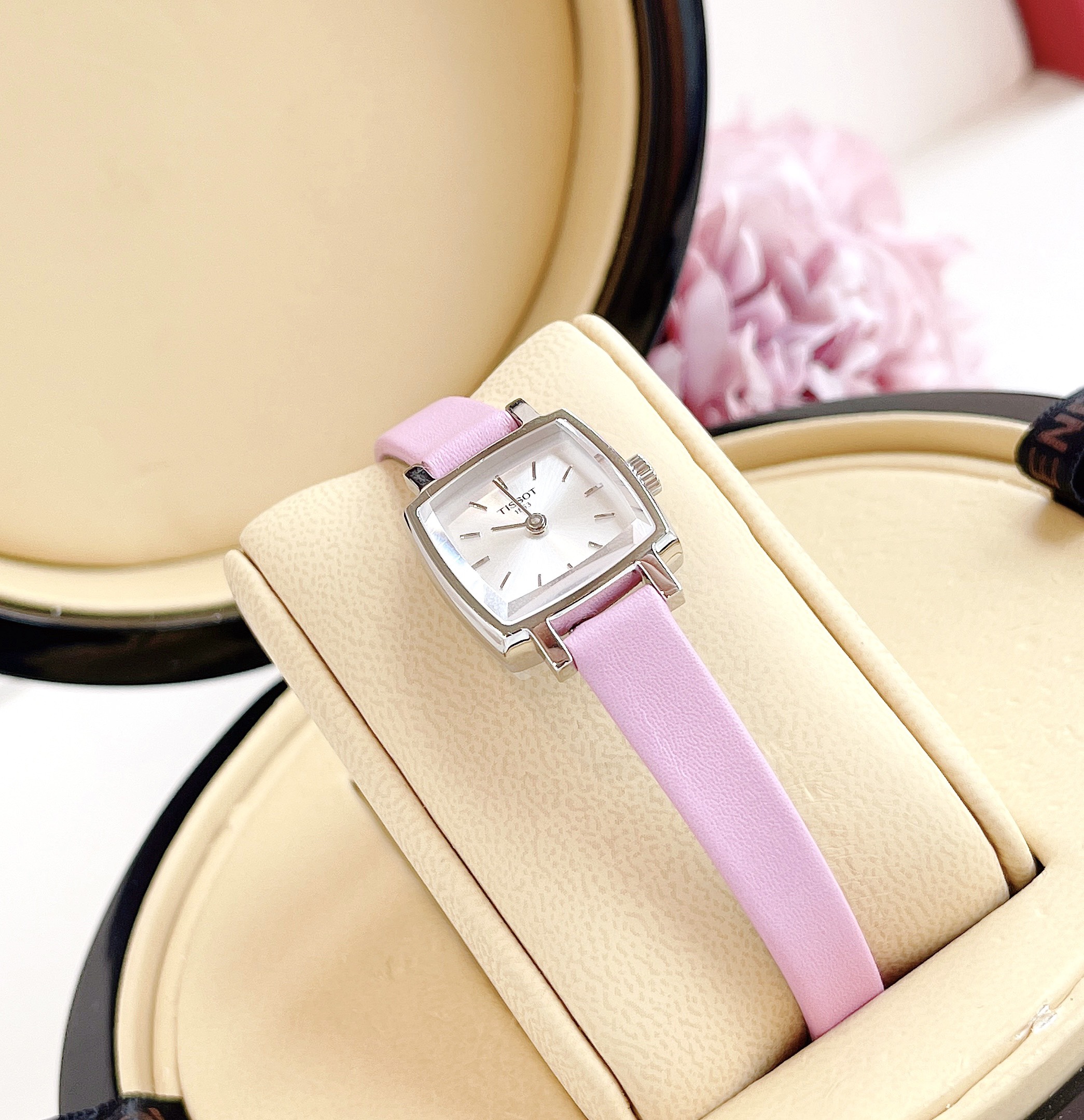 TISSOT LOVELY SQUARE T058.109.16.031.01 - NỮ - KÍNH SAPPHIRE - DÂY DA - PIN - SIZE 20MM - MÁY THỤY SỸ - Ảnh 9